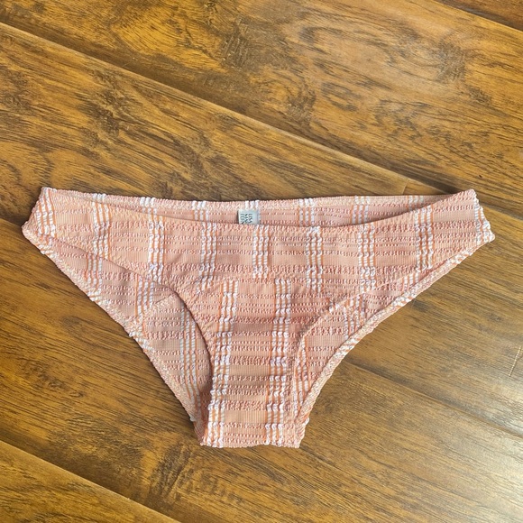 Lisa Marie Fernandez Leandra bikini - Picture 7 of 10